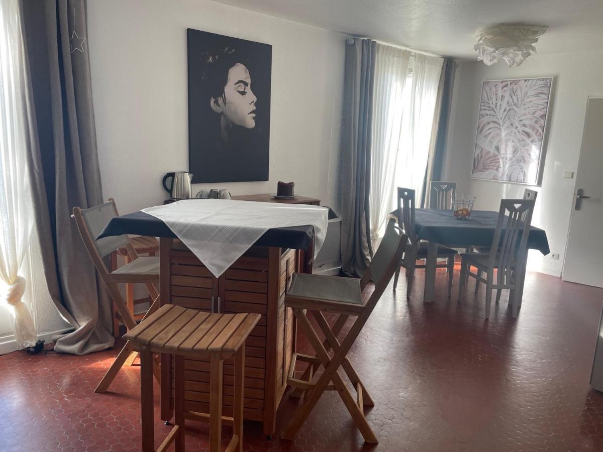 Les Terrasses Des Gardies Bed & Breakfast Pignan Eksteriør bilde