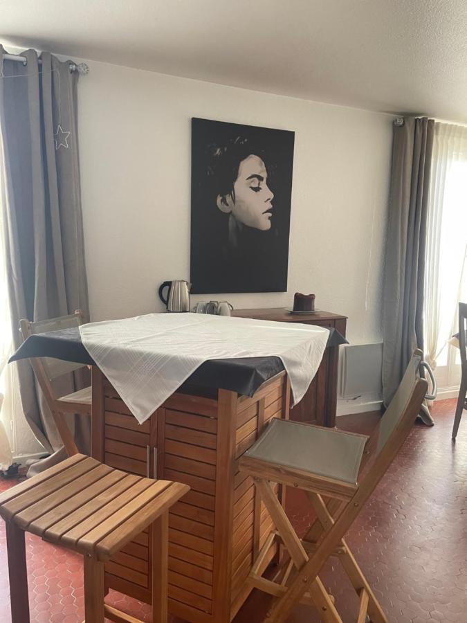 Les Terrasses Des Gardies Bed & Breakfast Pignan Eksteriør bilde